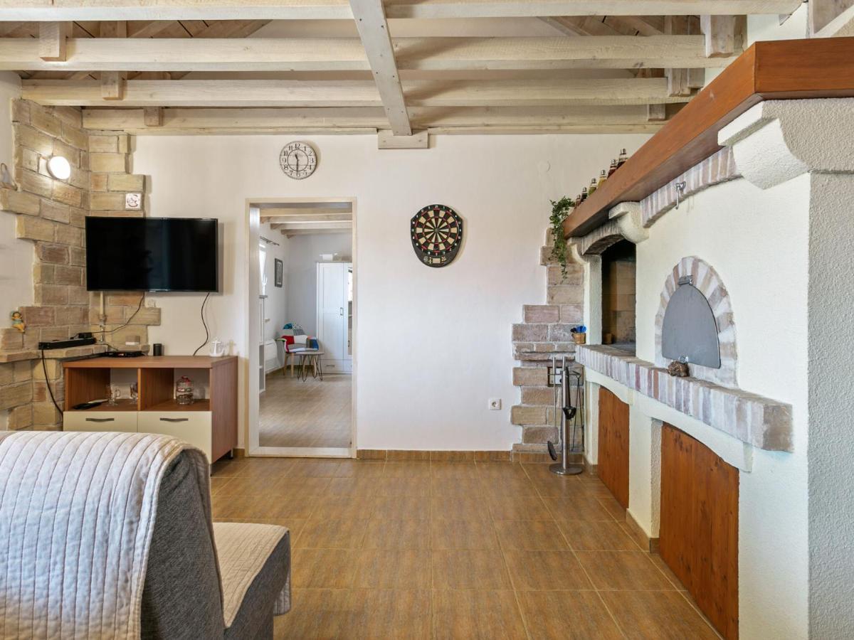 Chic Holiday Home In Marina With Private Swimming Pool エクステリア 写真