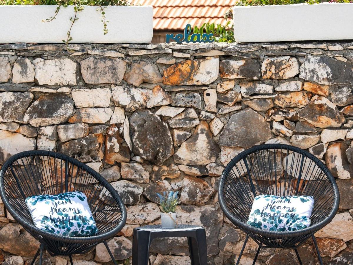 Chic Holiday Home In Marina With Private Swimming Pool エクステリア 写真