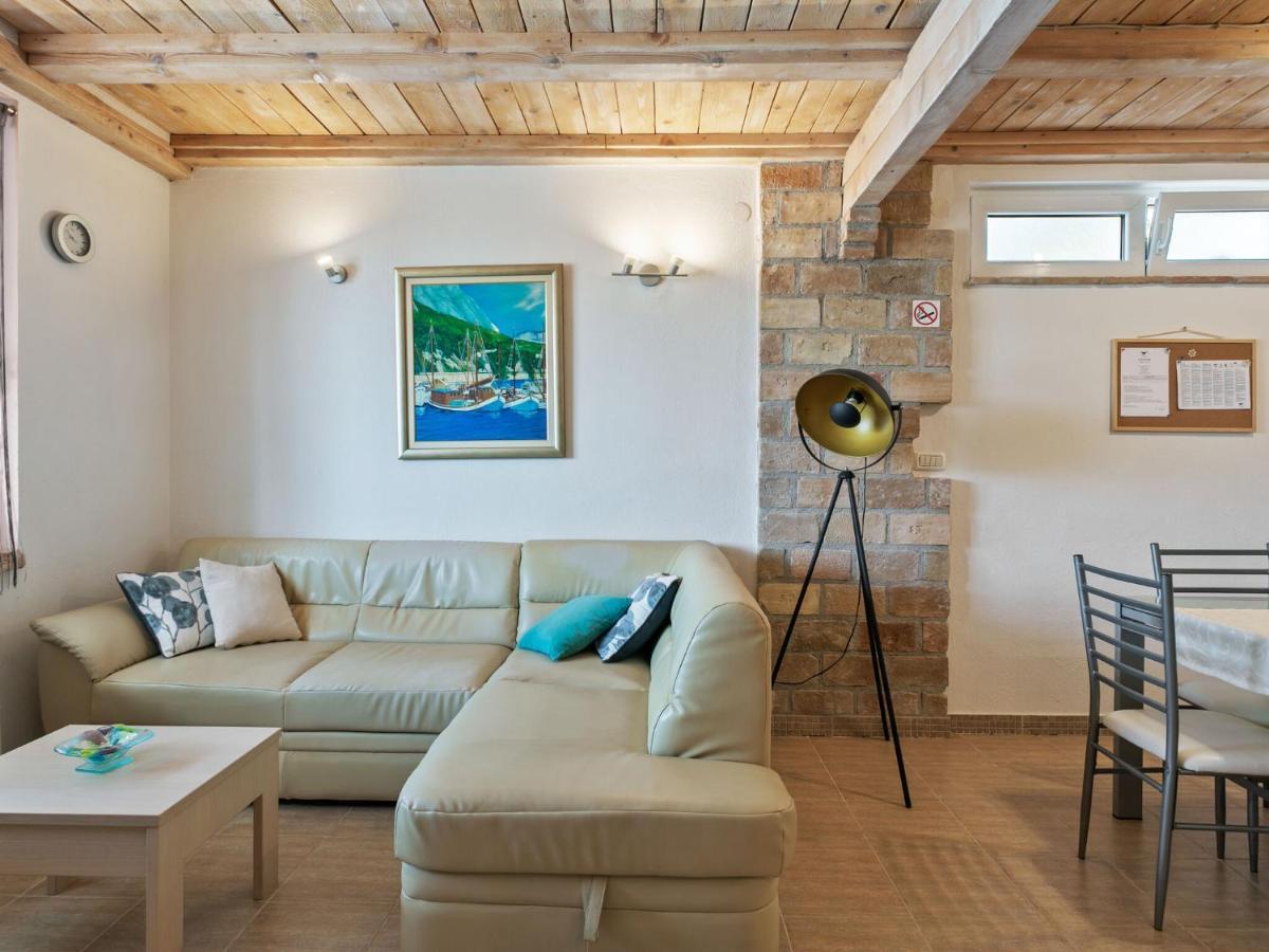 Chic Holiday Home In Marina With Private Swimming Pool エクステリア 写真