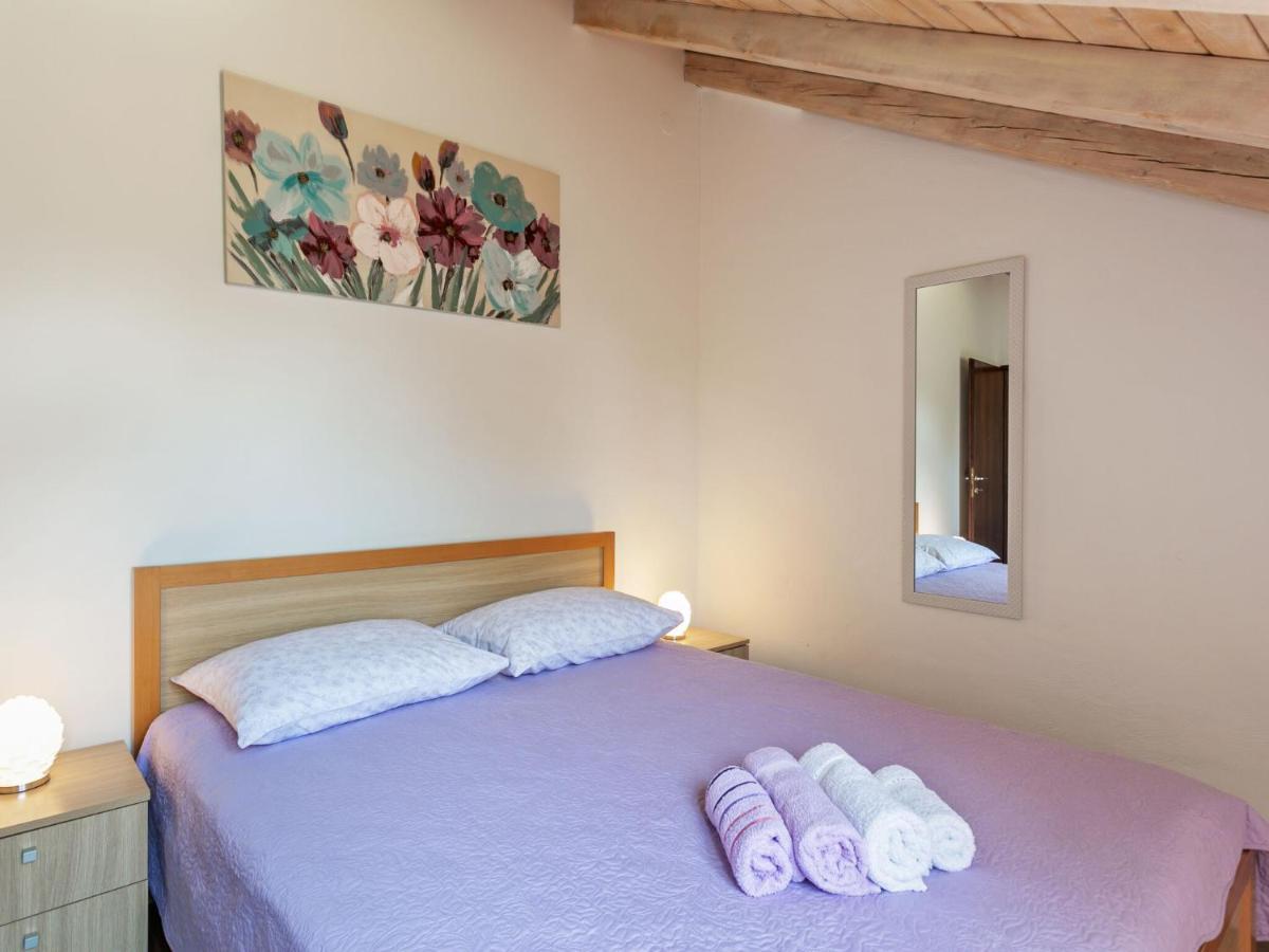 Chic Holiday Home In Marina With Private Swimming Pool エクステリア 写真
